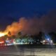 Autoridades activan operativo para sofocar voraz incendio que afecta complejo Cap Cana